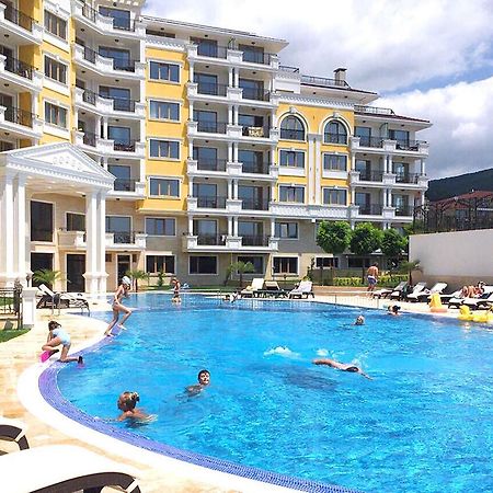 Florence Deluxe Apartments Sveti Vlas Luaran gambar