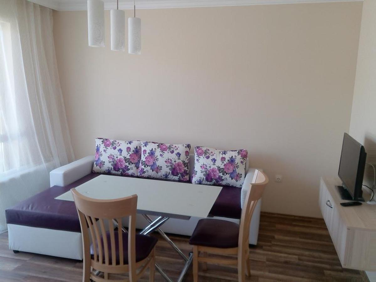 Florence Deluxe Apartments Sveti Vlas Luaran gambar