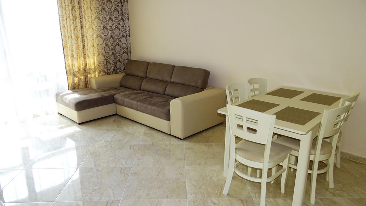 Florence Deluxe Apartments Sveti Vlas Luaran gambar
