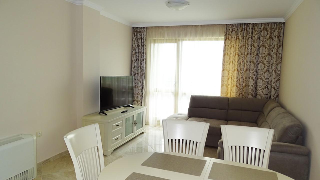 Florence Deluxe Apartments Sveti Vlas Luaran gambar