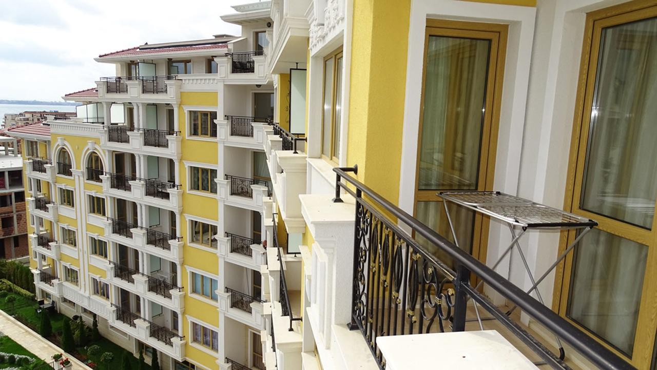 Florence Deluxe Apartments Sveti Vlas Luaran gambar